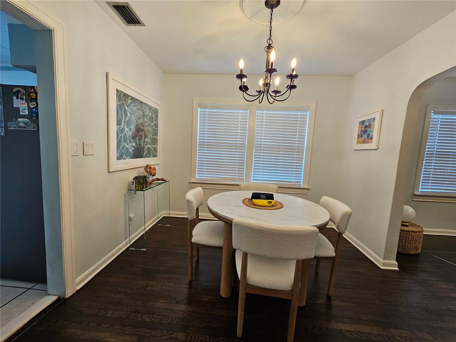 Image 16 of 20 For 239 17th Avenue N