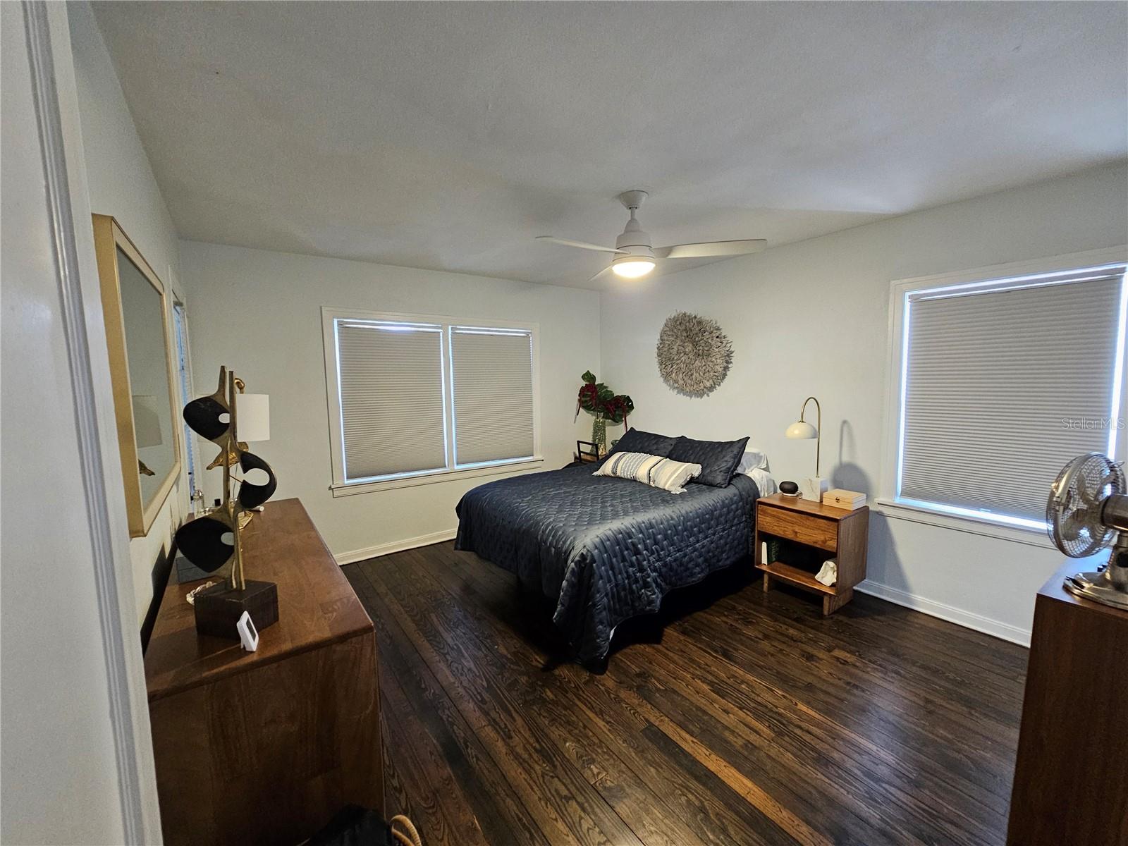 Image 9 of 20 For 239 17th Avenue N