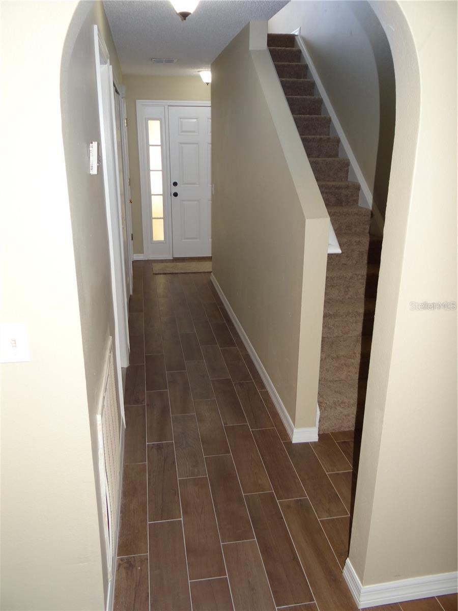 Image 5 of 11 For 4654 Ashburn Square Drive