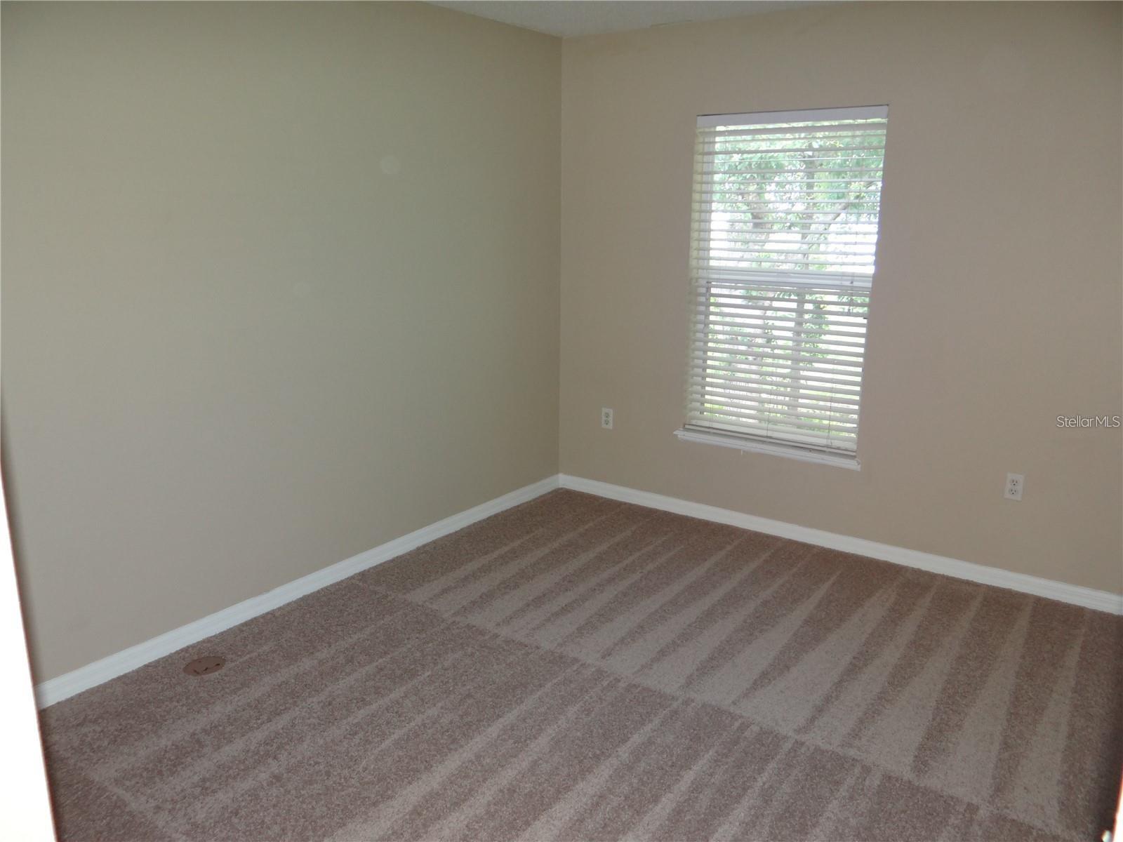Image 7 of 11 For 4654 Ashburn Square Drive