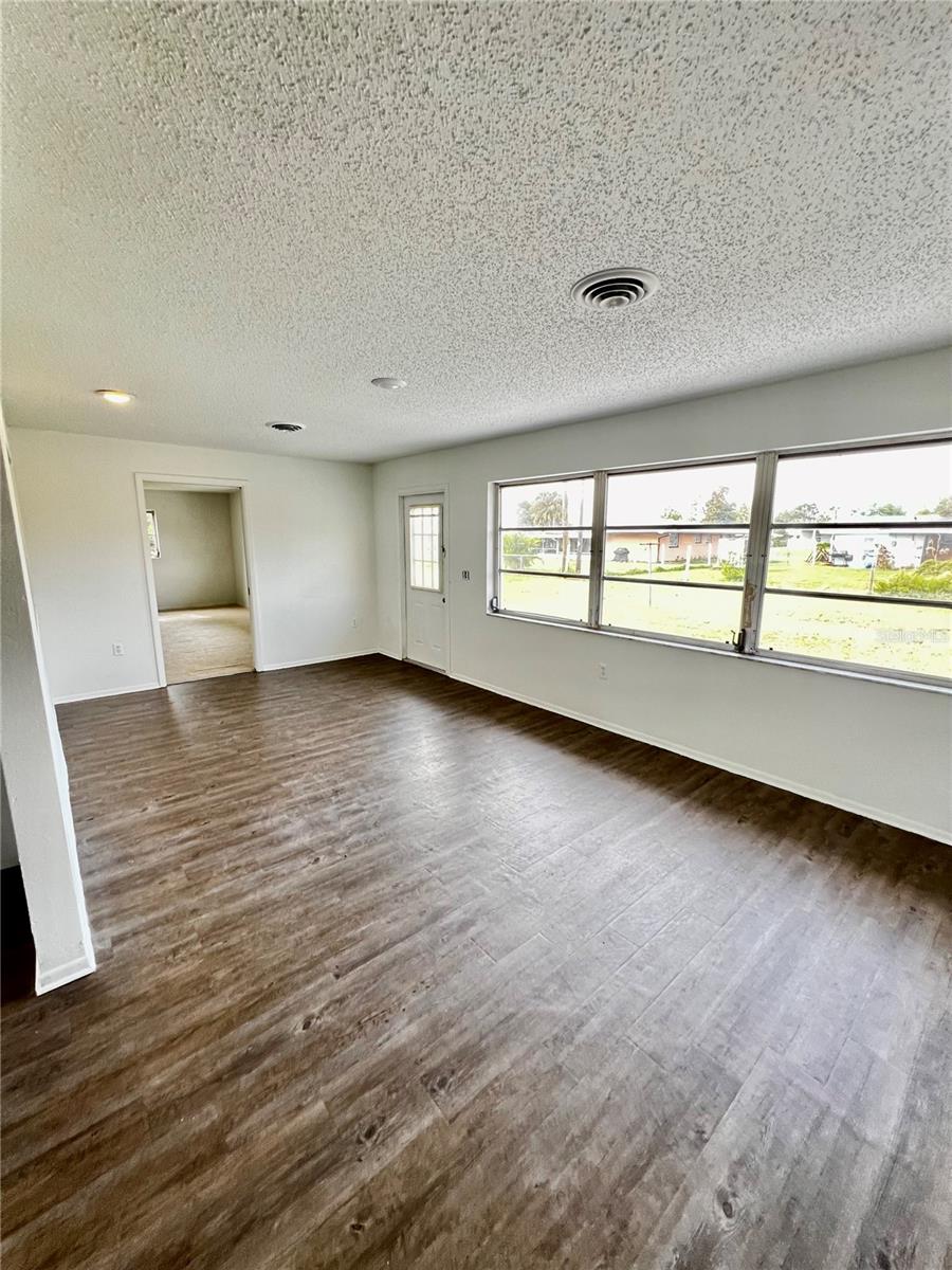 Image 9 of 15 For 3125 Port Charlotte Boulevard