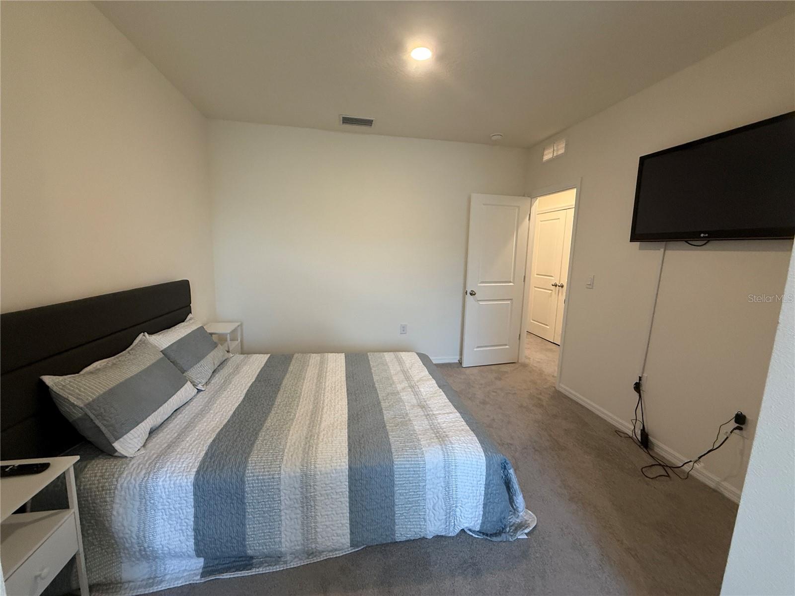 Image 24 of 34 For 32348 Turtle Grace Loop