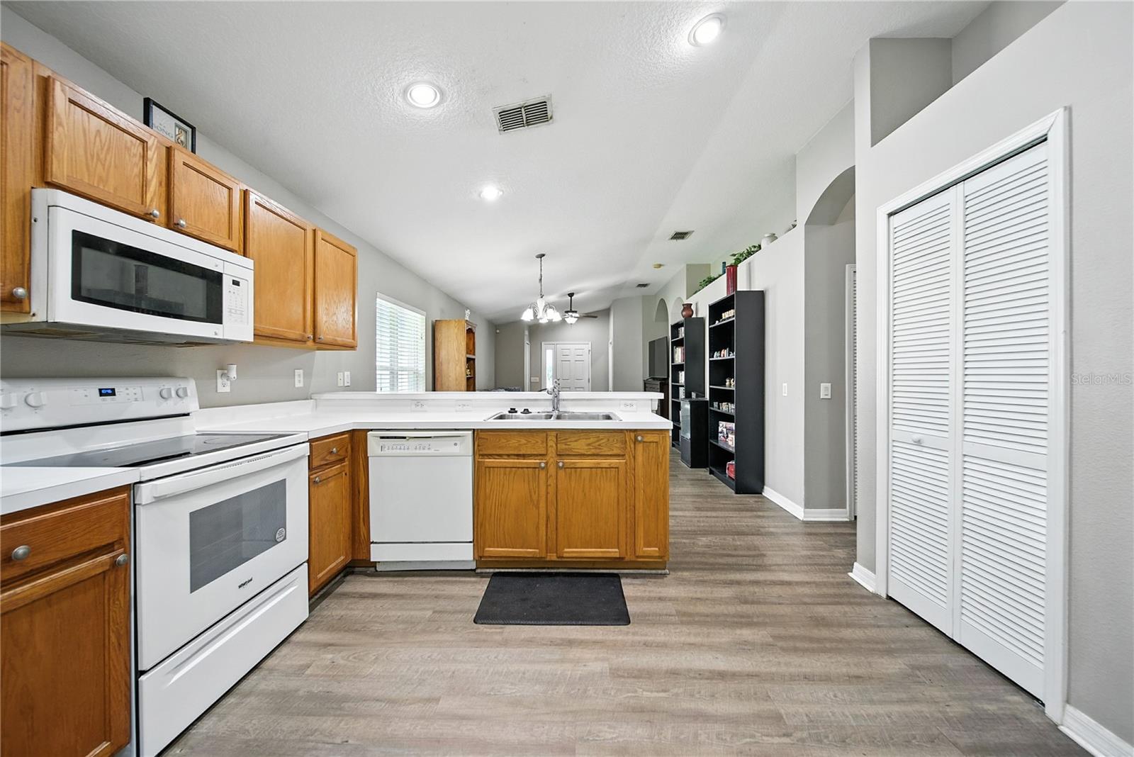 Image 10 of 38 For 25906 Terrawood Loop