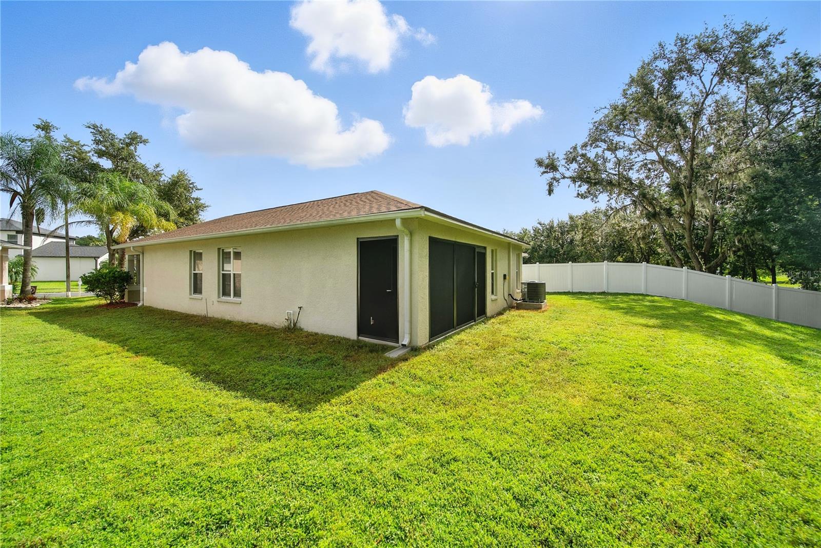 Image 22 of 38 For 25906 Terrawood Loop