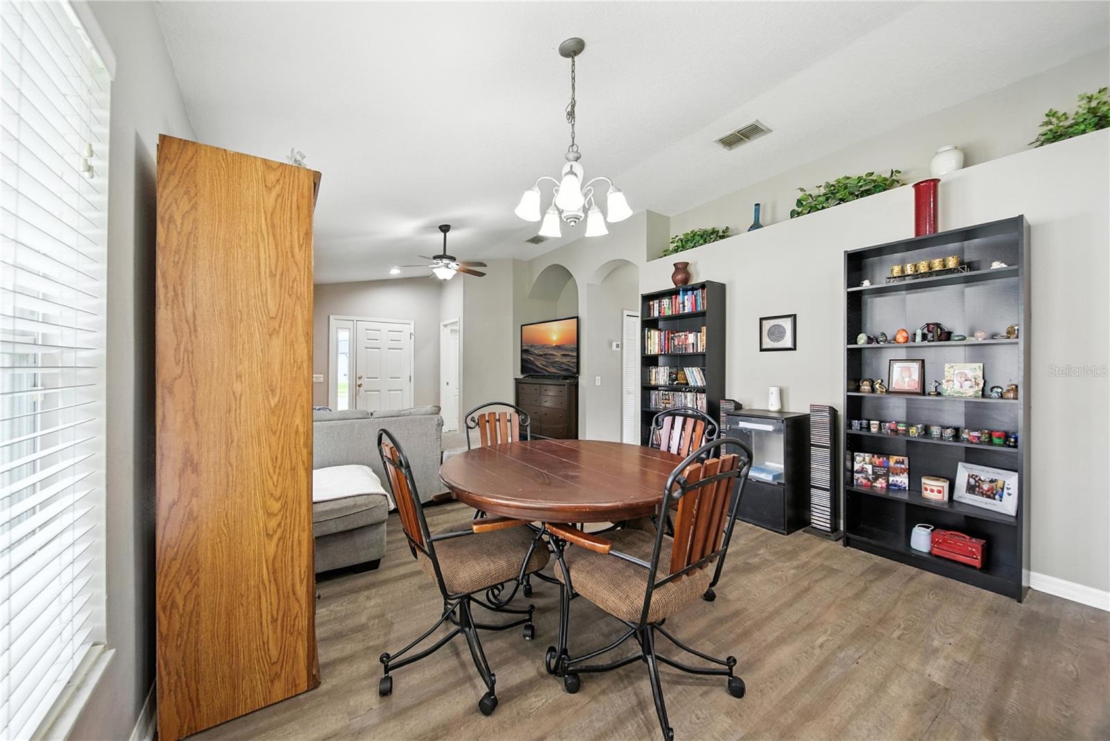 Image 8 of 38 For 25906 Terrawood Loop