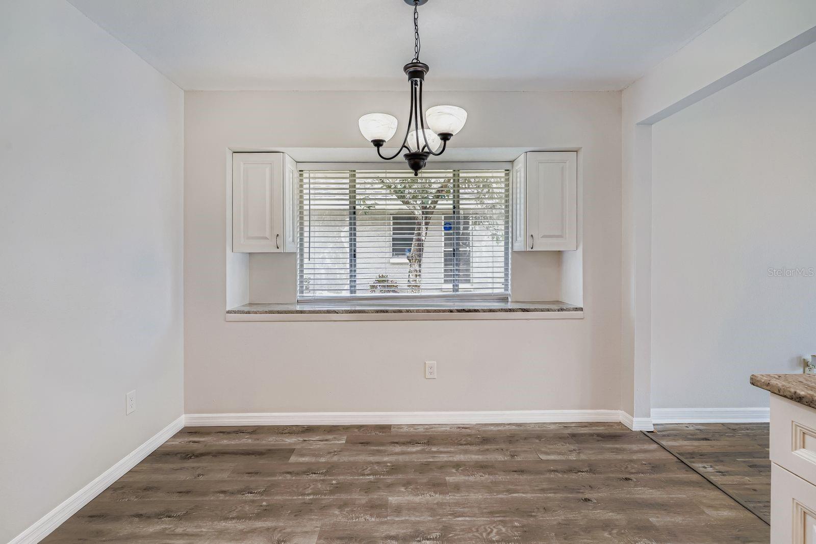 Image 10 of 28 For 6226 Eaglebrook Avenue