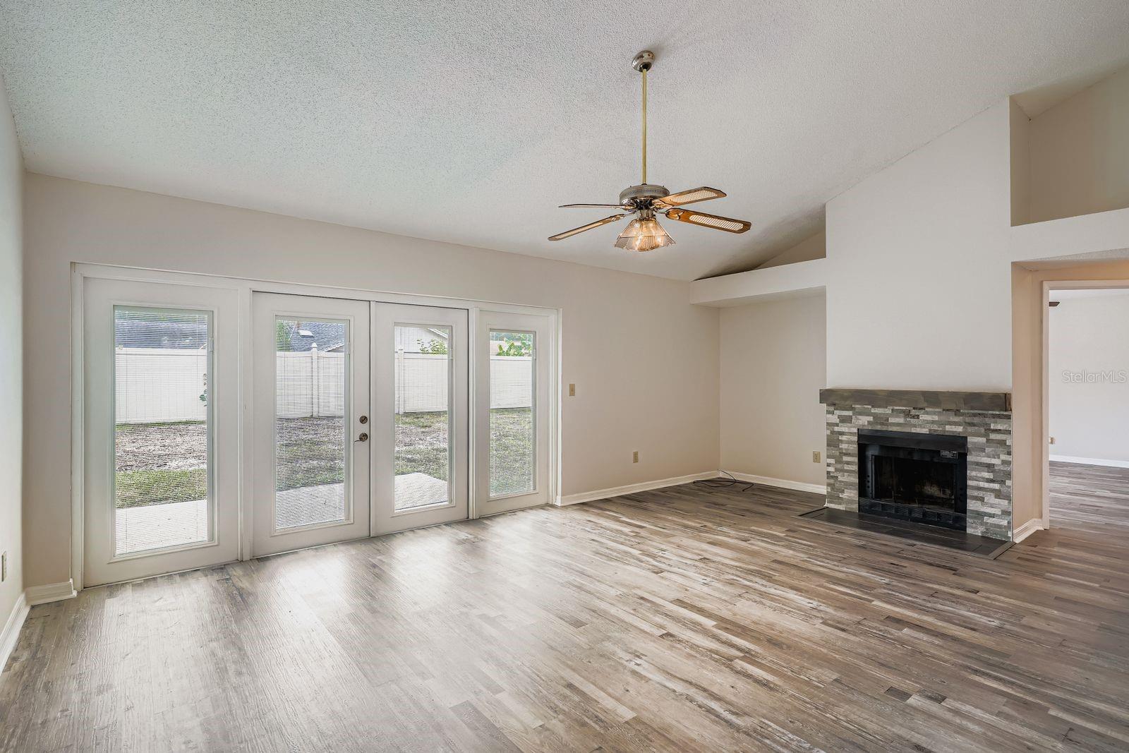 Image 11 of 28 For 6226 Eaglebrook Avenue
