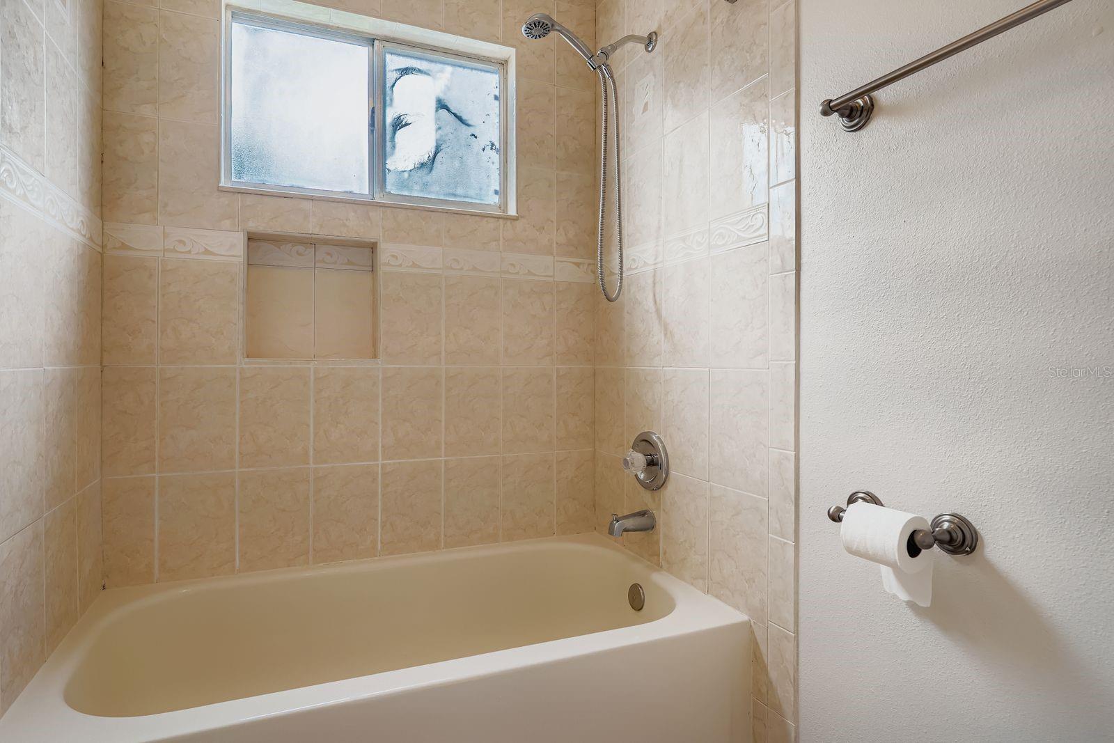 Image 26 of 28 For 6226 Eaglebrook Avenue