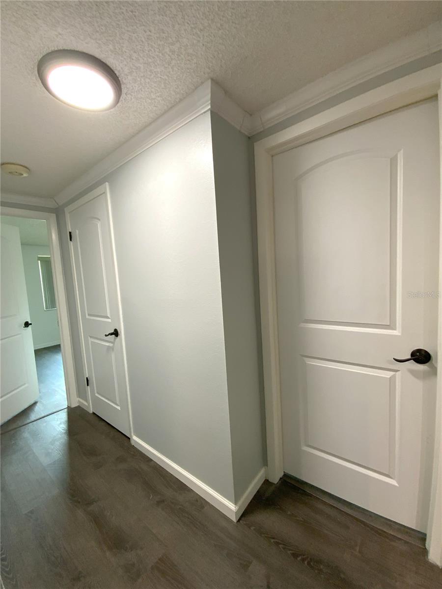 Image 14 of 32 For 8804 Lincolnshire Drive