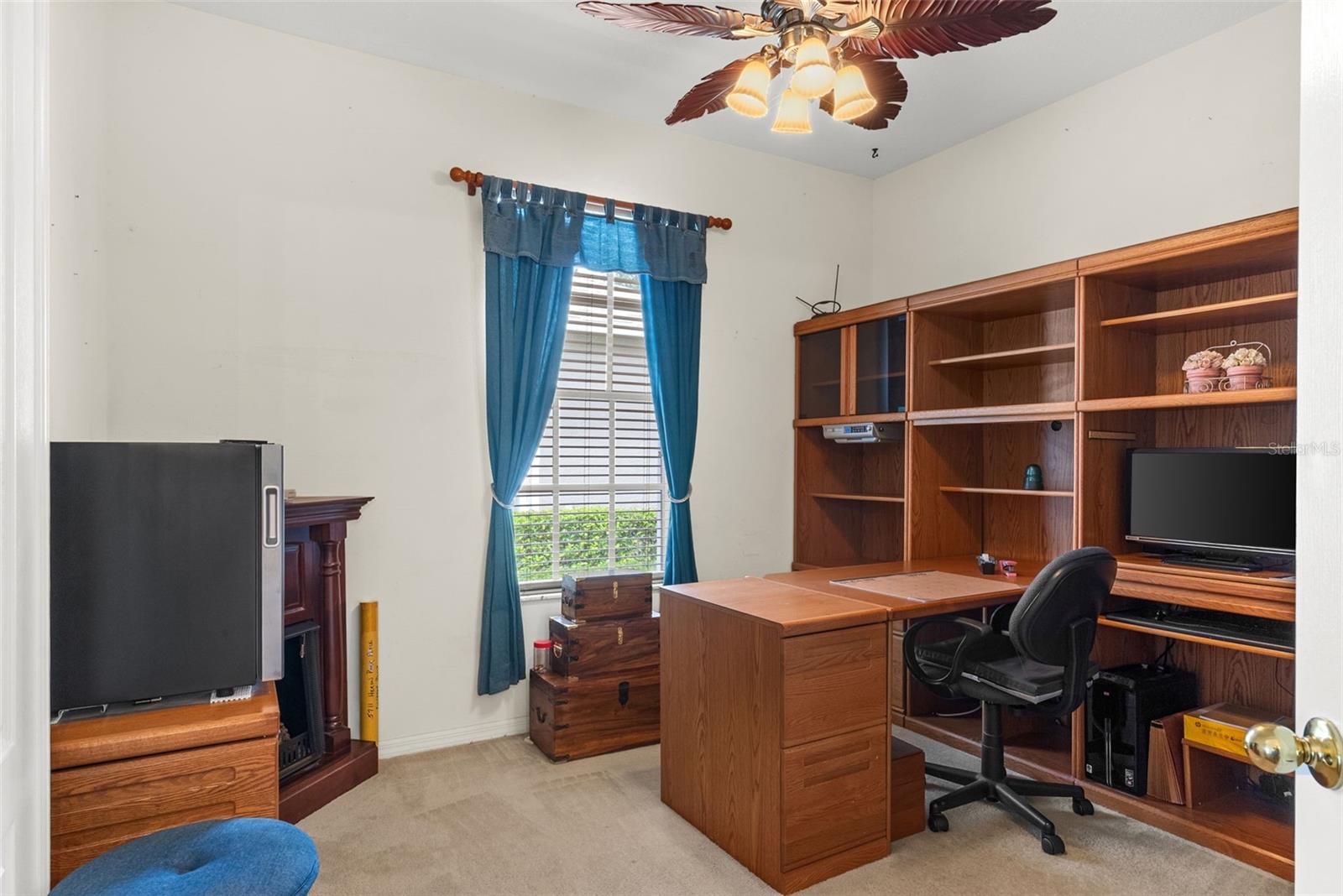 Image 13 of 22 For 5711 Heronpark Place