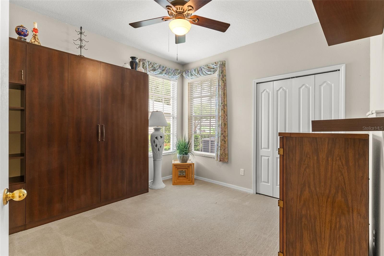 Image 14 of 22 For 5711 Heronpark Place