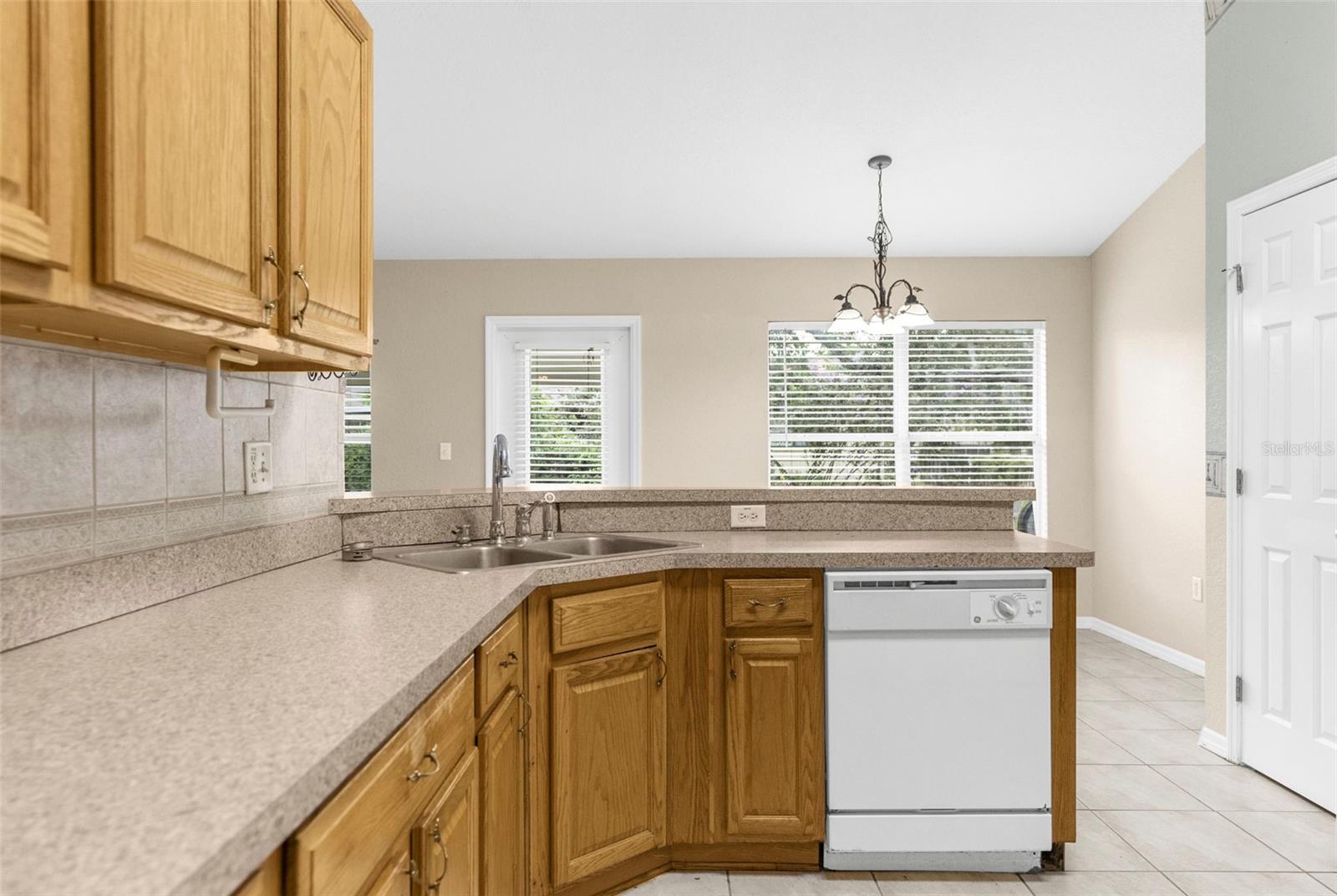 Image 11 of 40 For 3840 Lema Drive