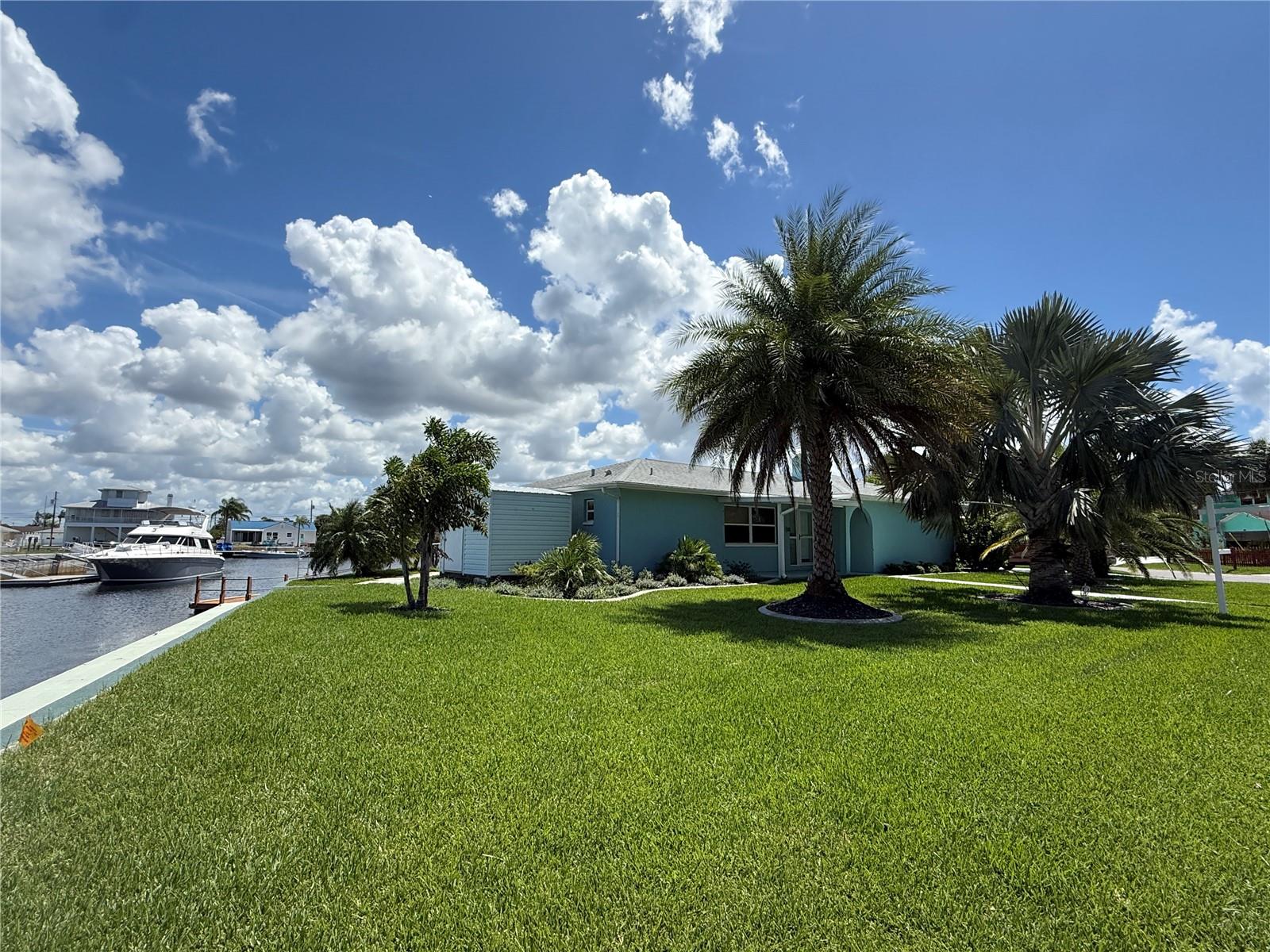 Image 6 of 31 For 3181 Gulf Winds Cir