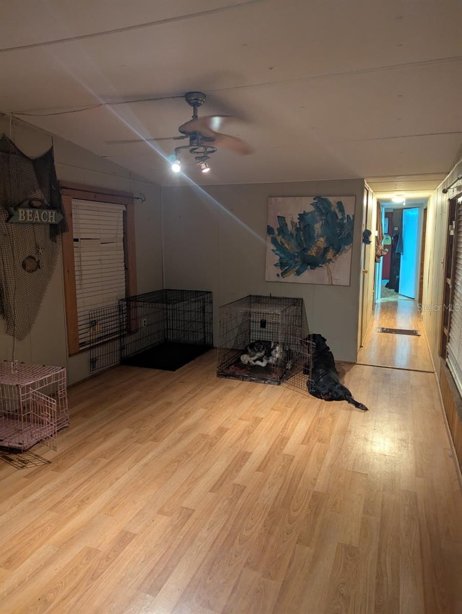 Image 3 of 19 For 6096 Cr 622a