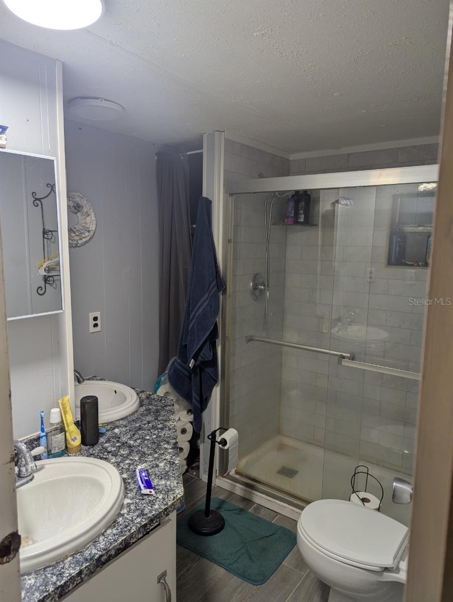 Image 8 of 19 For 6096 Cr 622a