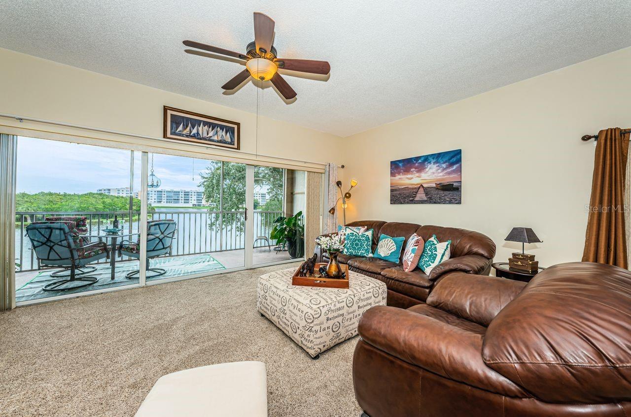 Image 4 of 71 For 6363 99th Way N 12i