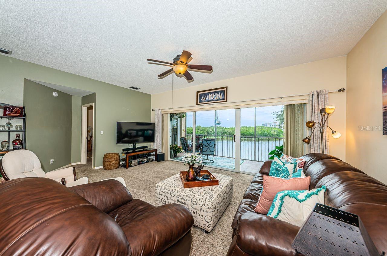 Image 5 of 71 For 6363 99th Way N 12i