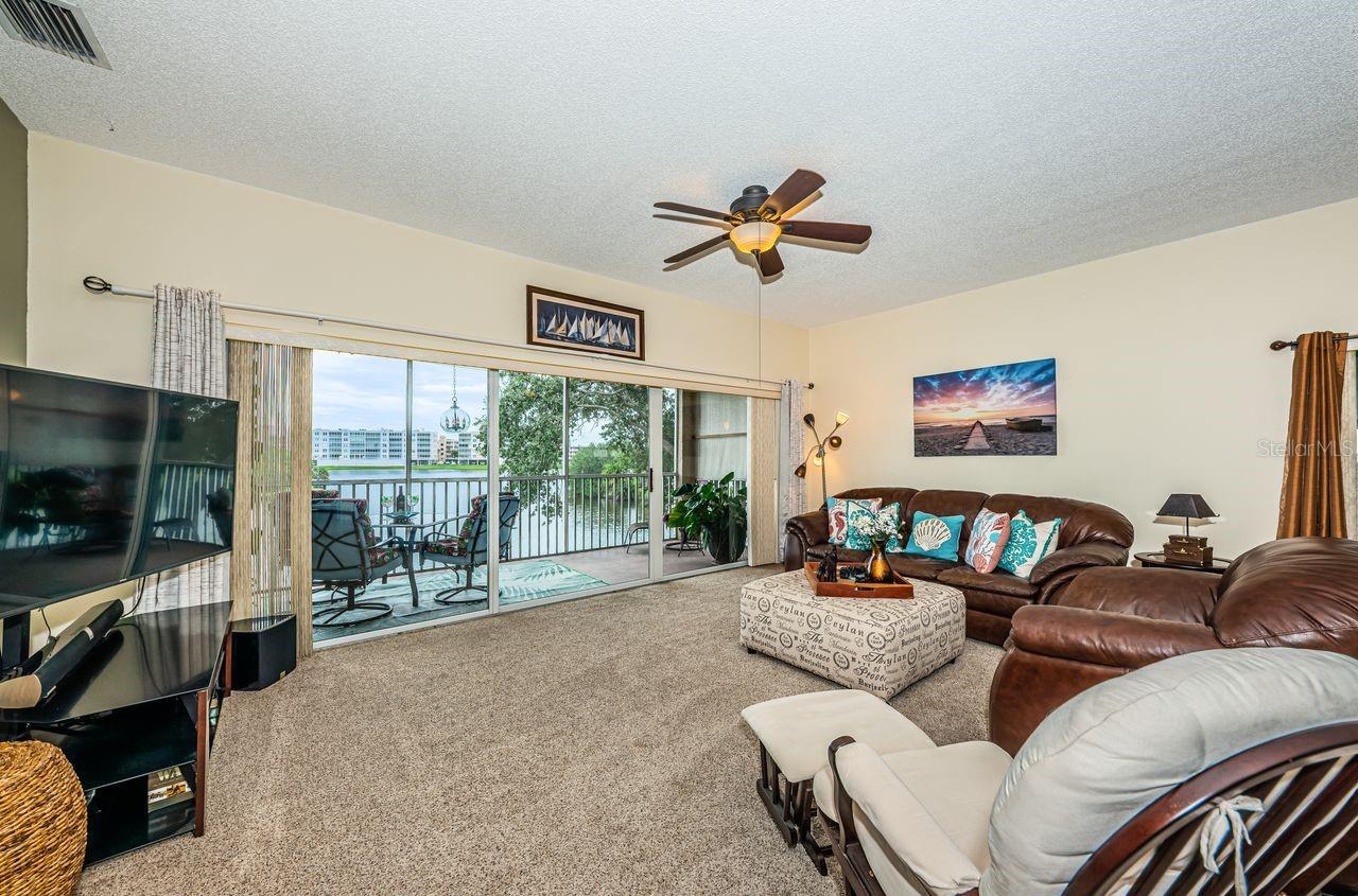Image 7 of 71 For 6363 99th Way N 12i