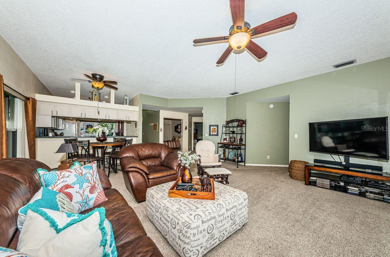 Image 8 of 71 For 6363 99th Way N 12i
