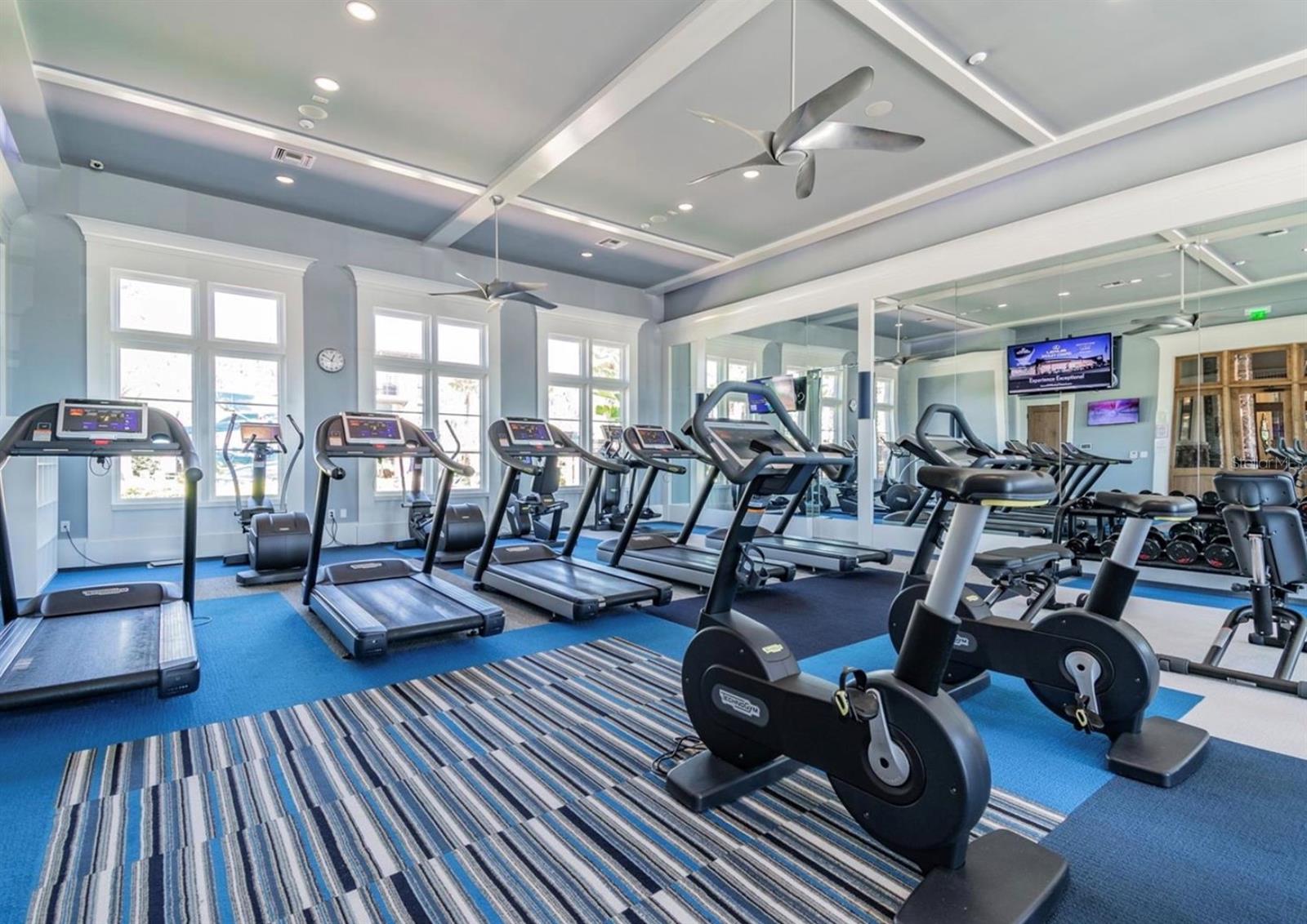 Listing photo id 40 for 28974 Trevi Place