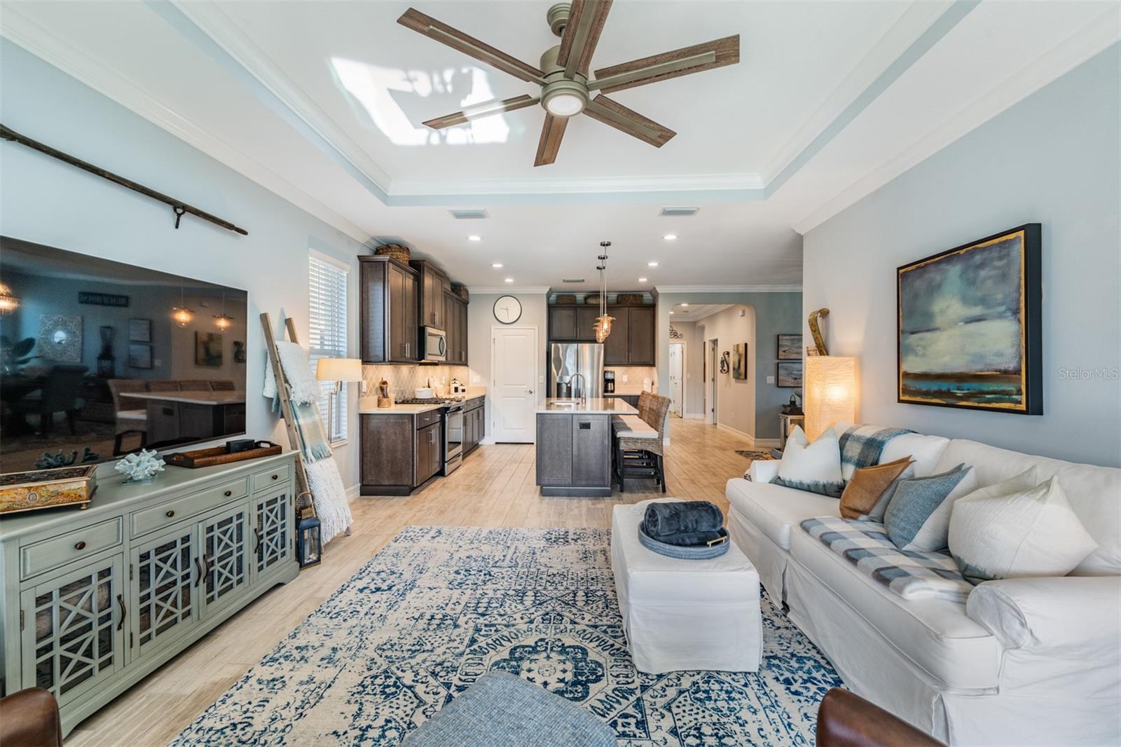 Listing photo id 5 for 28974 Trevi Place