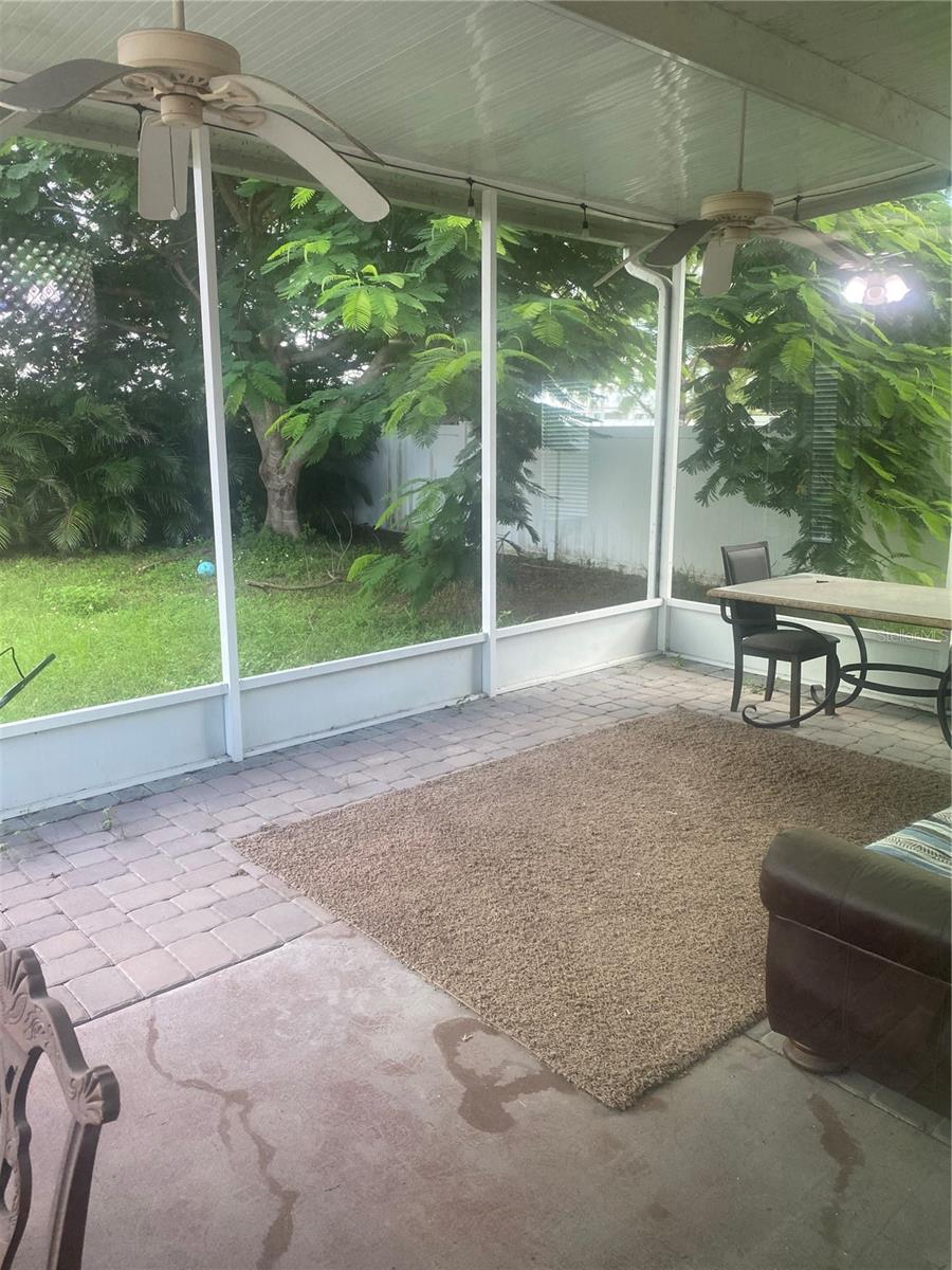 Image 4 of 26 For 12034 Suburban Sunrise Street