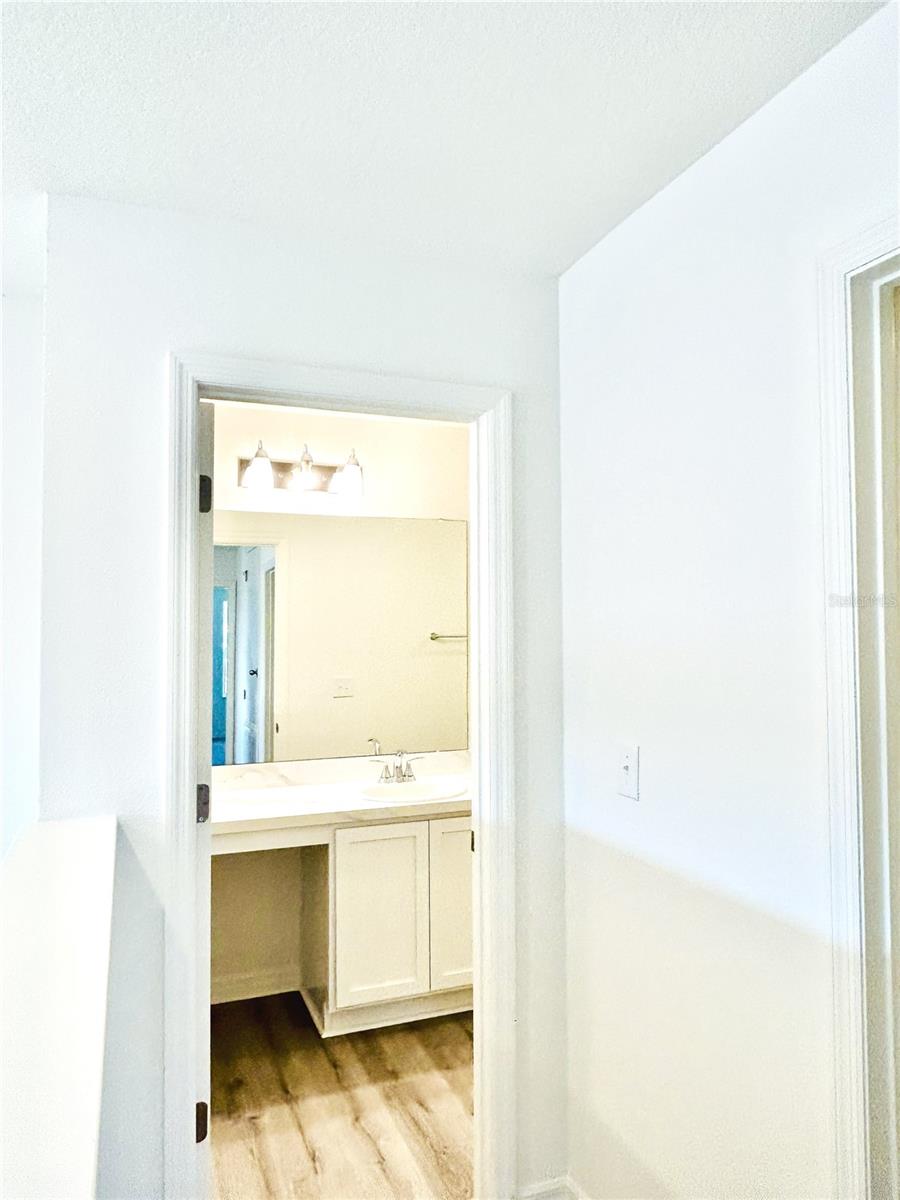 Image 34 of 63 For 37531 Williamette Way