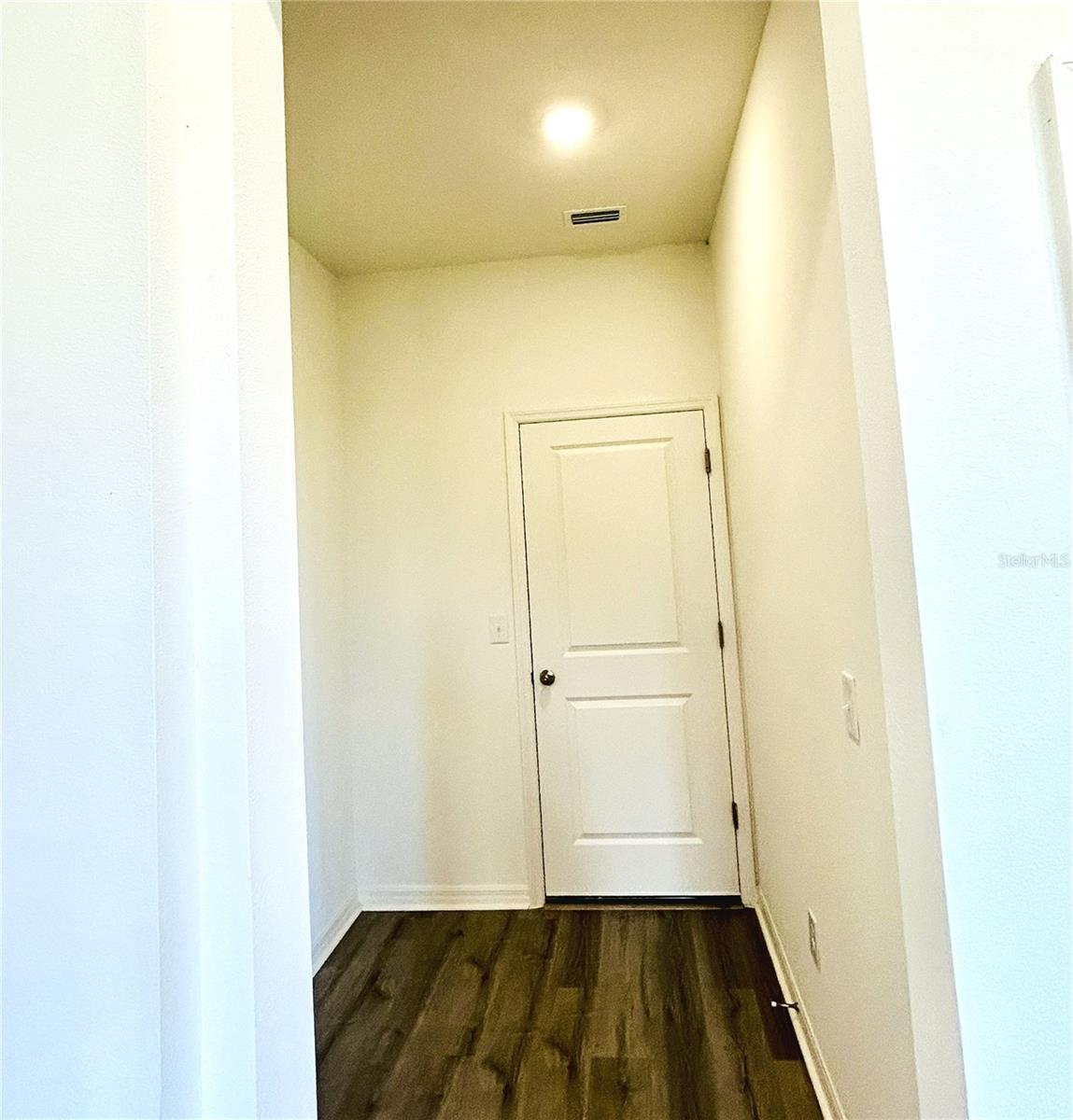 Image 41 of 63 For 37531 Williamette Way