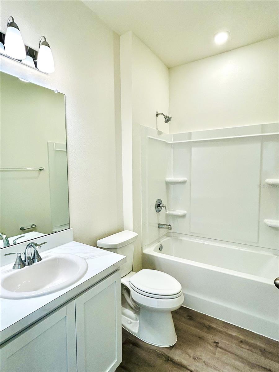 Image 46 of 63 For 37531 Williamette Way