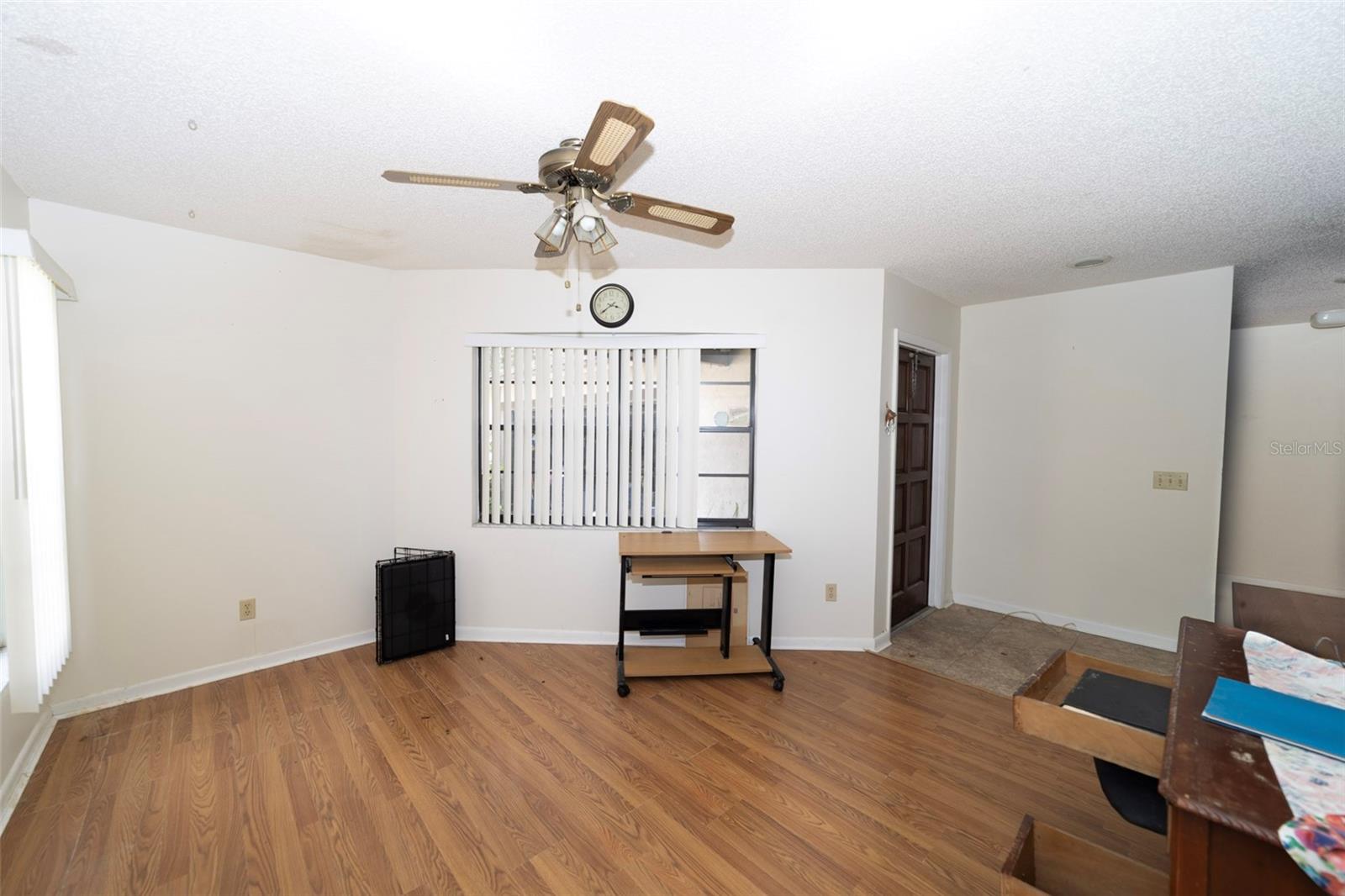 Image 4 of 19 For 18412 Swan Lake Drive
