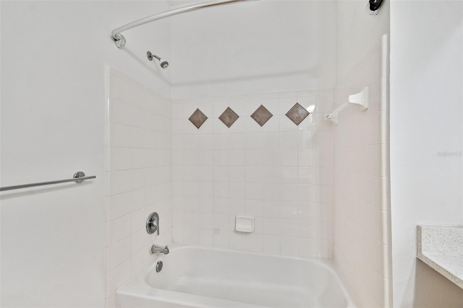 Image 25 of 48 For 4207 Dale Mabry Highway 2113