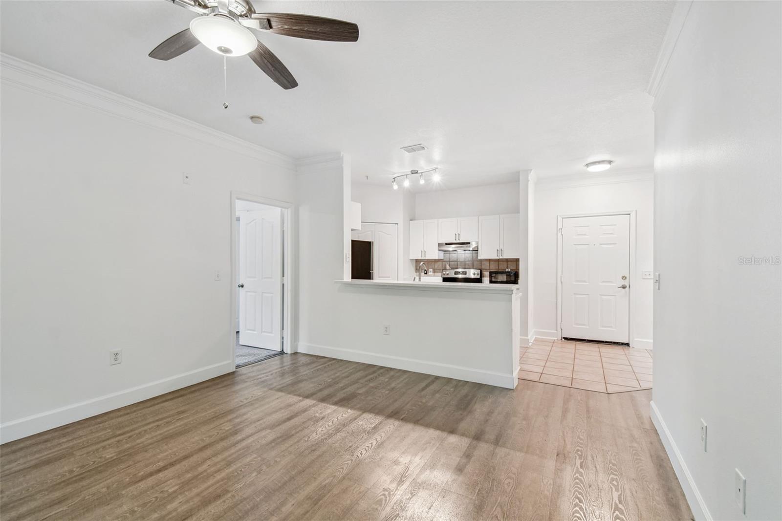 Image 6 of 48 For 4207 Dale Mabry Highway 2113