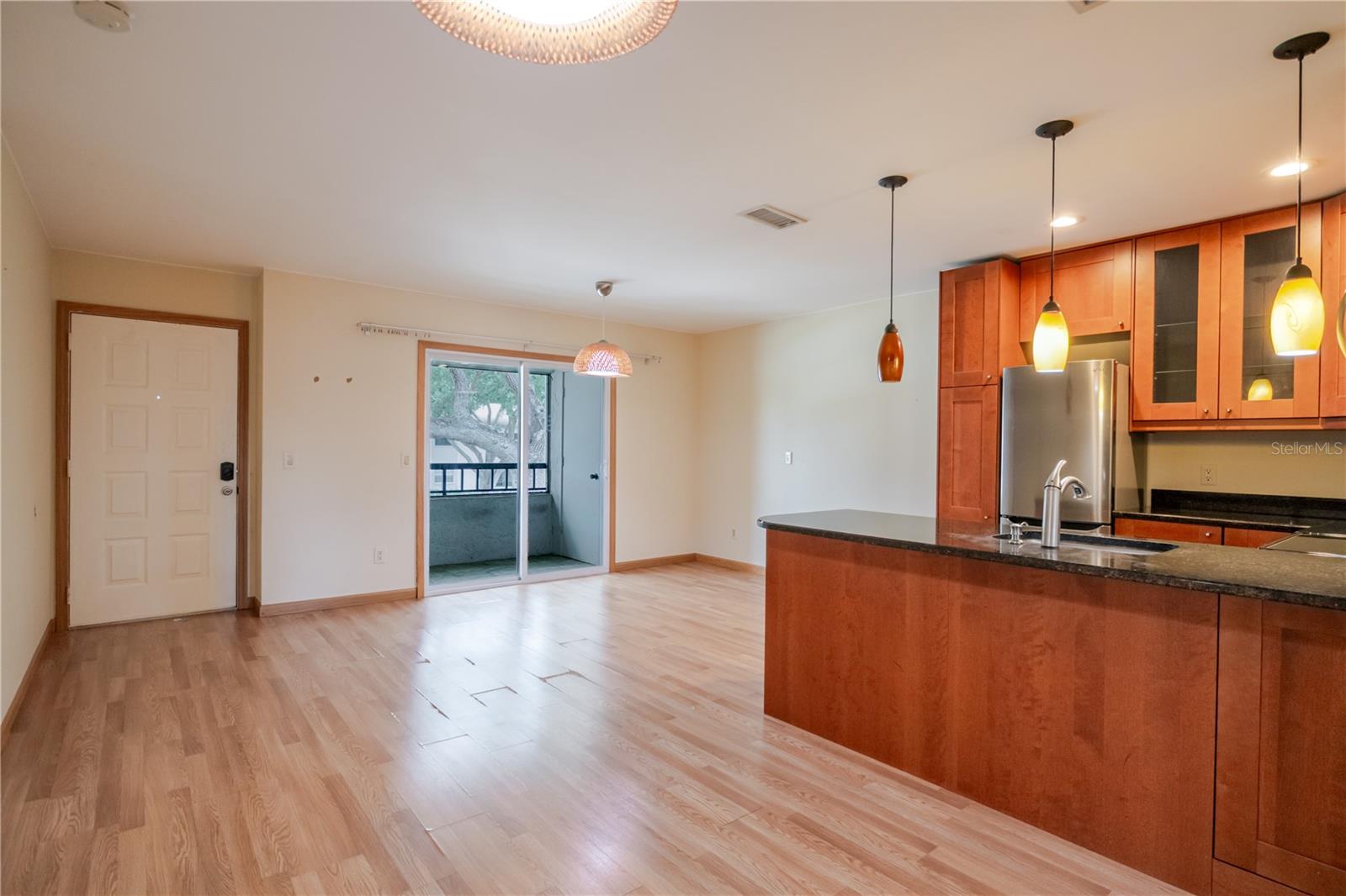 Image 4 of 23 For 4508 Oak Drive T42