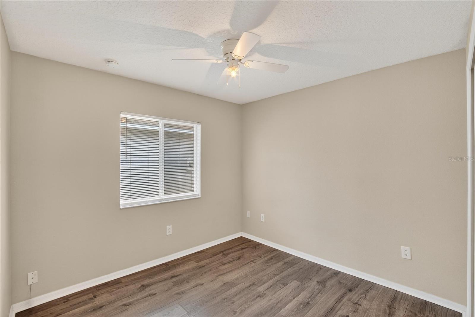 Image 17 of 61 For 4404 Country Hills Boulevard