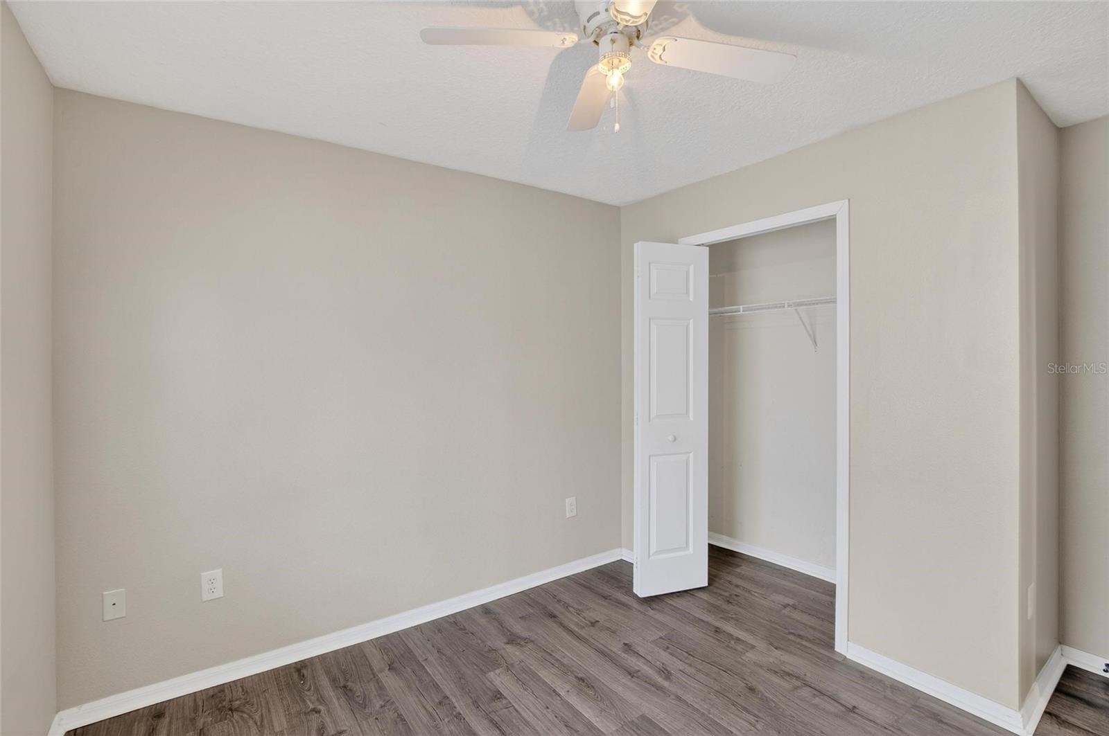 Image 21 of 61 For 4404 Country Hills Boulevard