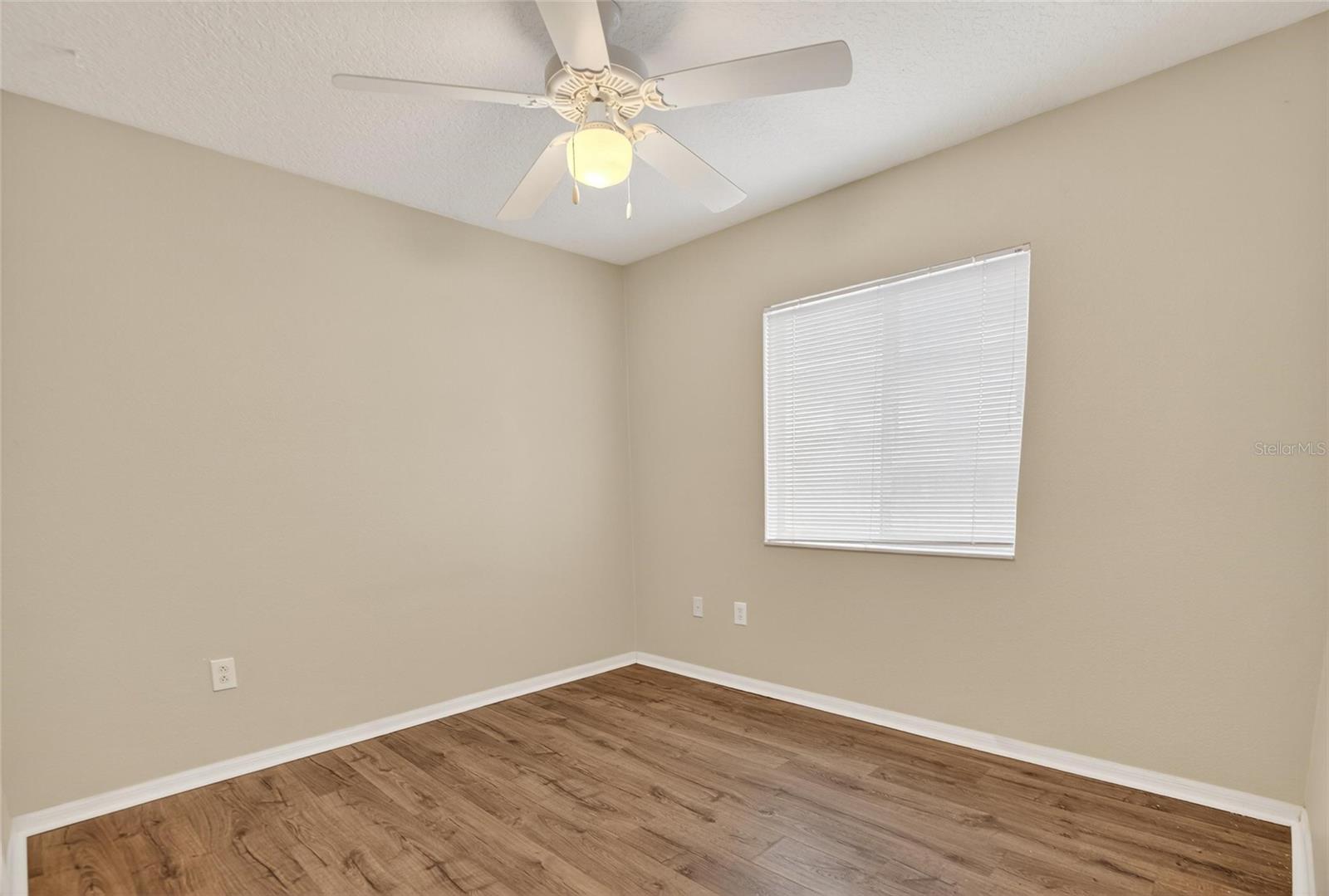 Image 24 of 61 For 4404 Country Hills Boulevard