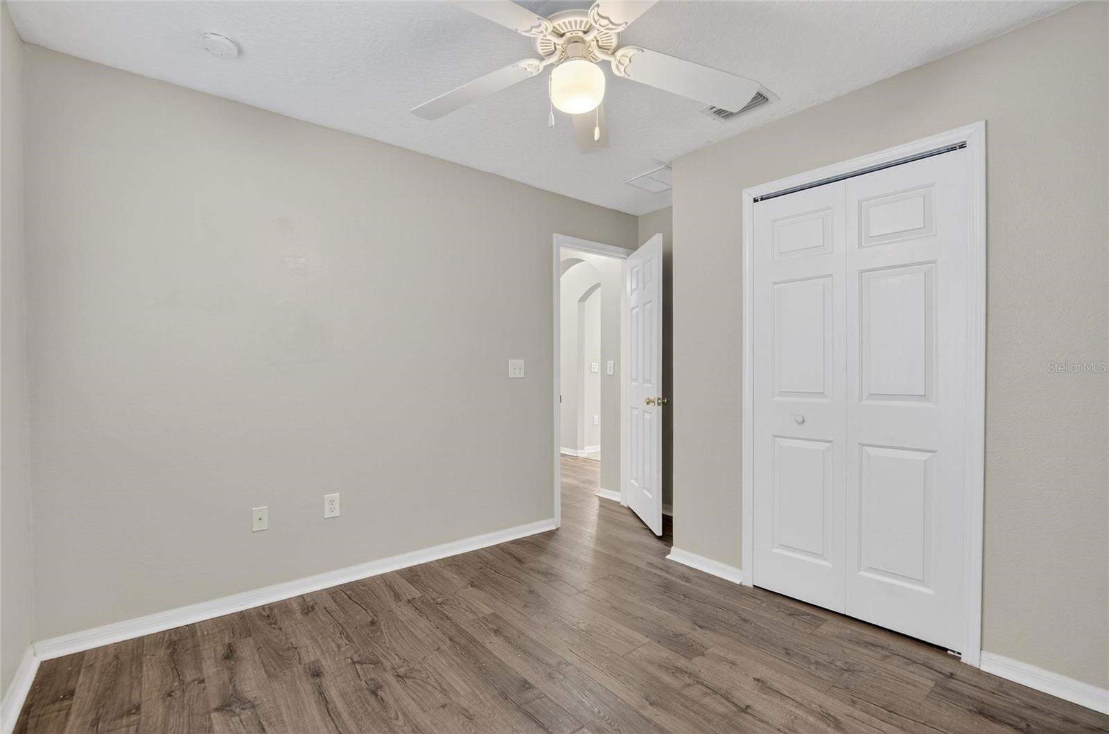 Image 26 of 61 For 4404 Country Hills Boulevard