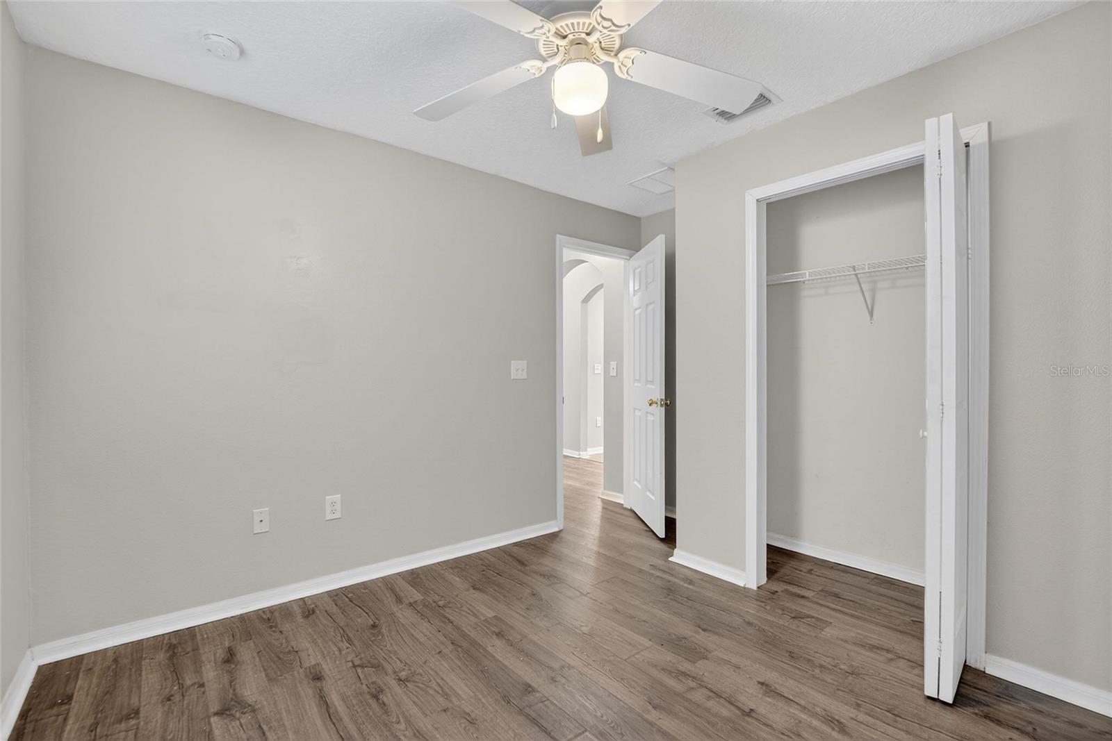Image 27 of 61 For 4404 Country Hills Boulevard