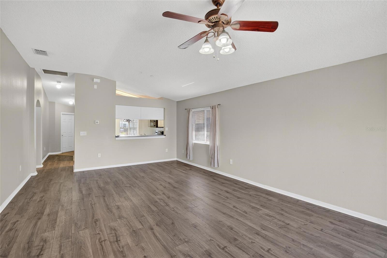 Image 38 of 61 For 4404 Country Hills Boulevard