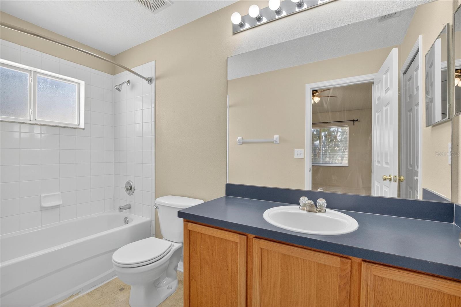 Image 46 of 61 For 4404 Country Hills Boulevard