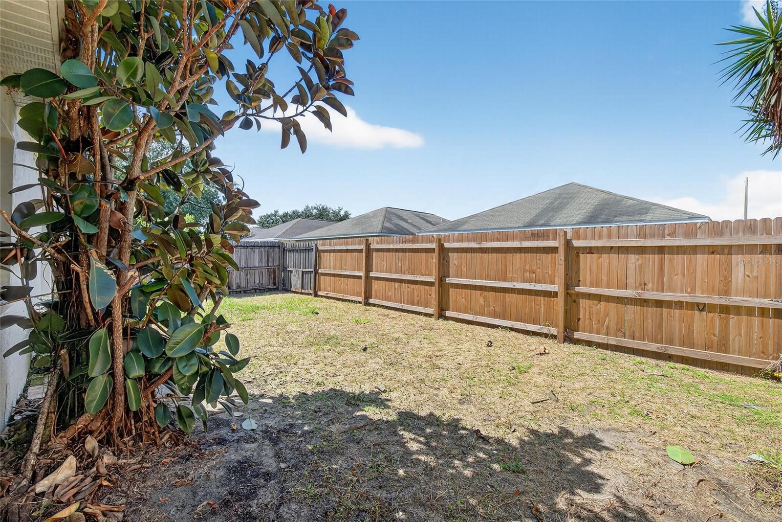 Image 57 of 61 For 4404 Country Hills Boulevard