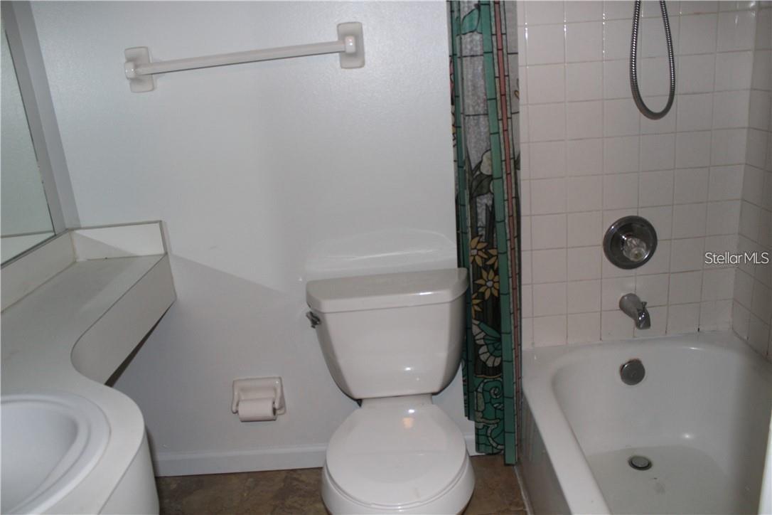 Image 12 of 13 For 4863 Mcelroy Avenue G204