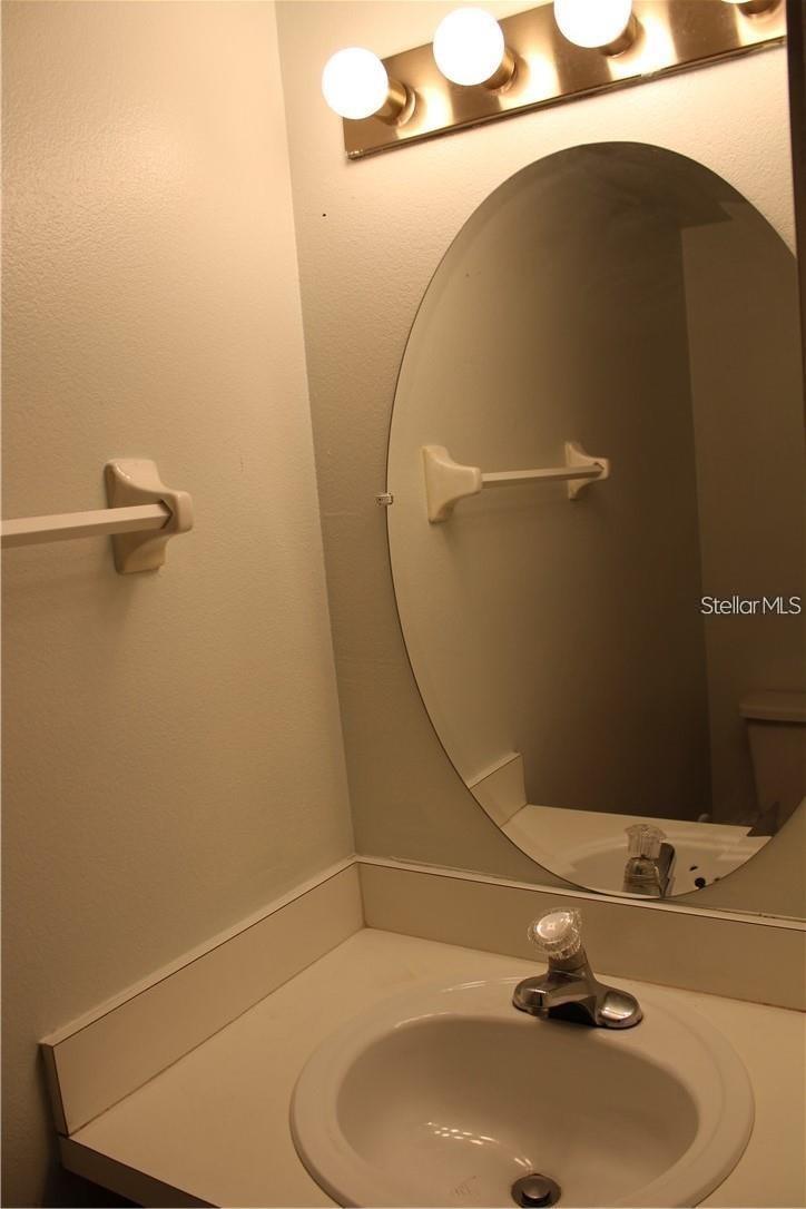 Image 8 of 13 For 4863 Mcelroy Avenue G204