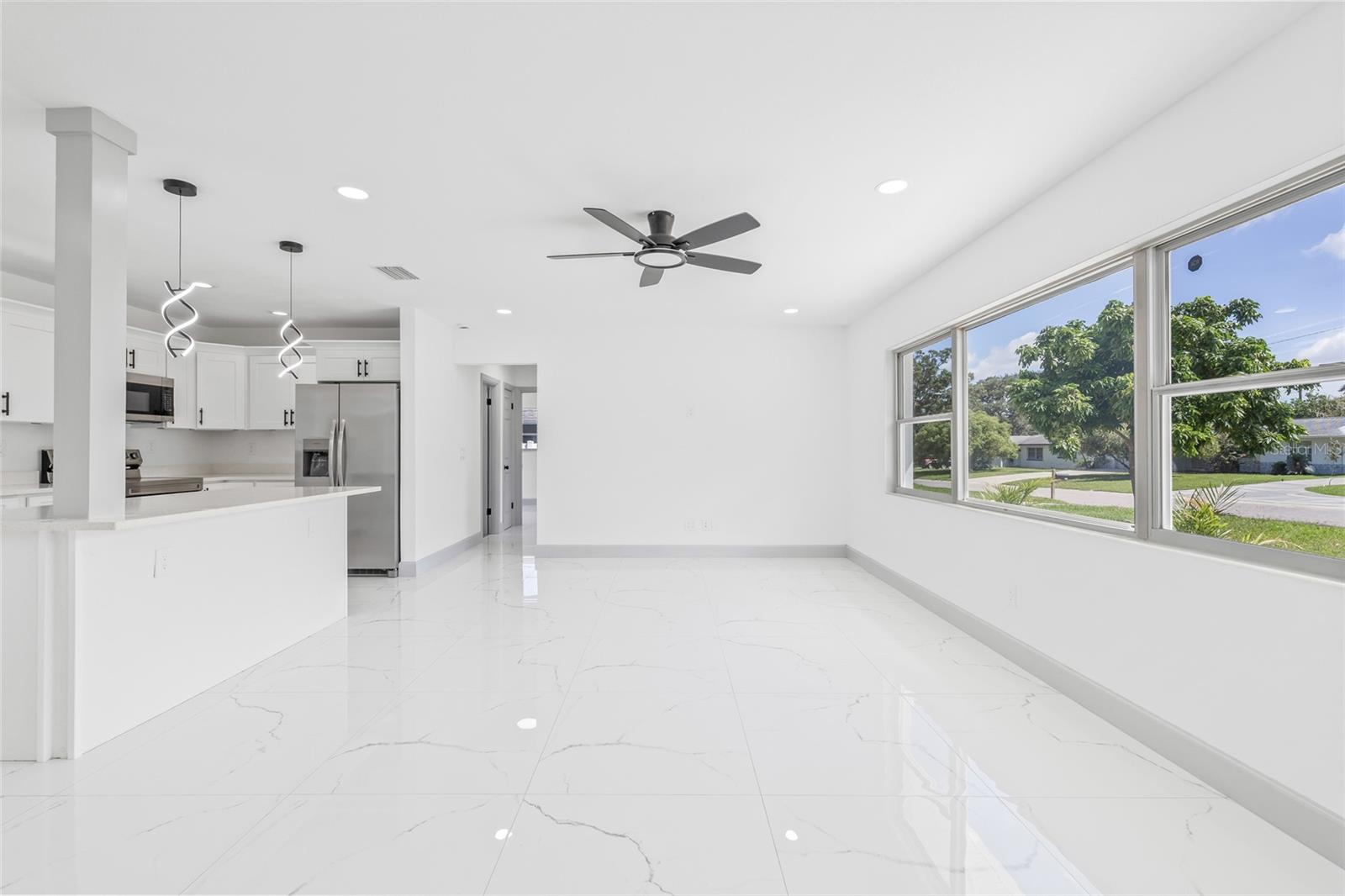 Image 3 of 34 For 1252 San Remo Avenue