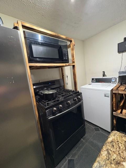 Listing photo id 15 for 801 Palm Avenue 2