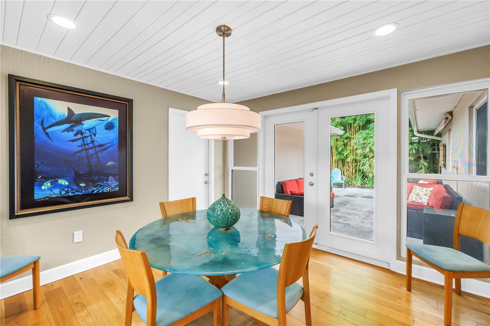 Image 17 of 61 For 256 19th Avenue Ne
