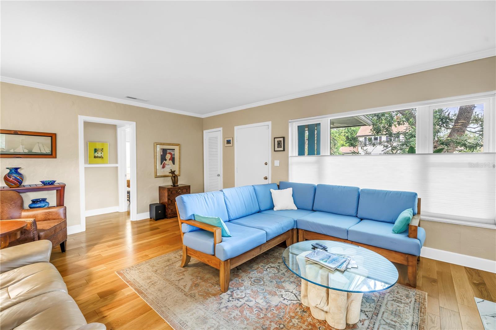 Image 7 of 61 For 256 19th Avenue Ne