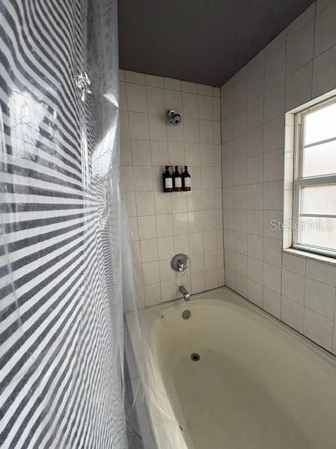 Listing photo id 13 for 803 Palm Avenue