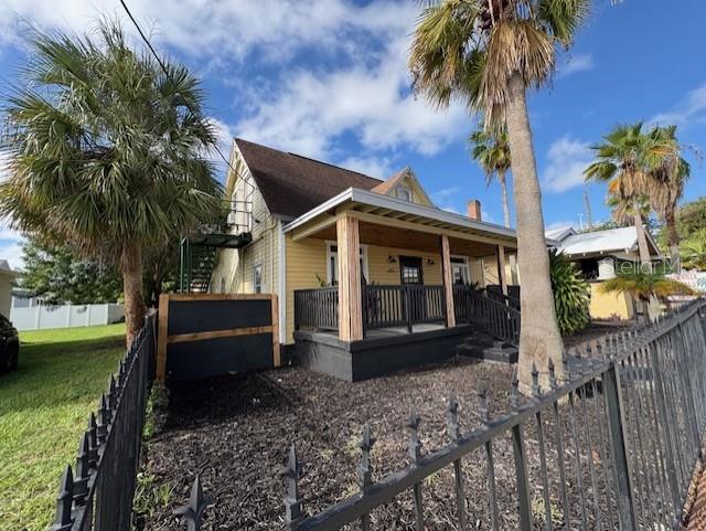 Listing photo id 28 for 803 Palm Avenue