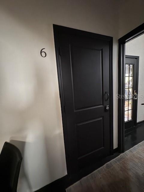 Listing photo id 7 for 803 Palm Avenue
